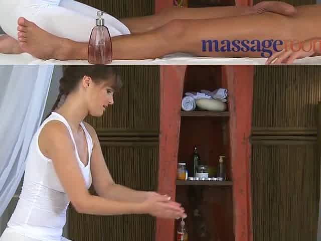 Small Hands - Big Natural Breasts And Satisfy