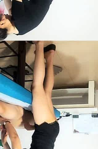 Amateur Handjob massage with oil