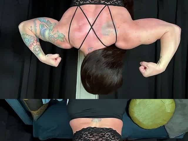 Squirting Female Bodybuilder
