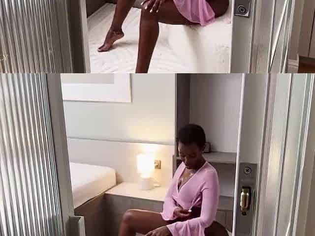 Shining Oiled Large Ebony Ass Entreats Screw Me With No Compassion