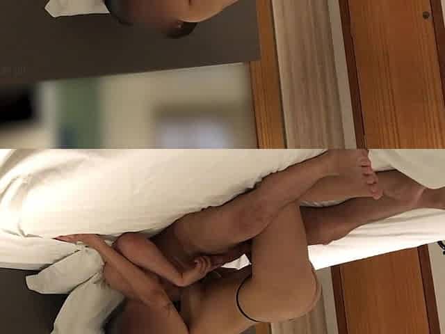 Young Man Caught Me in Front of the Cuckold and Wanted to No Condom