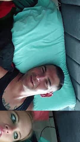 CLOSE UP OF BLOND CUNT PLAY AND A TOY