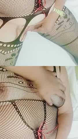 Huge Dildo Makes My Stepmom Squirt