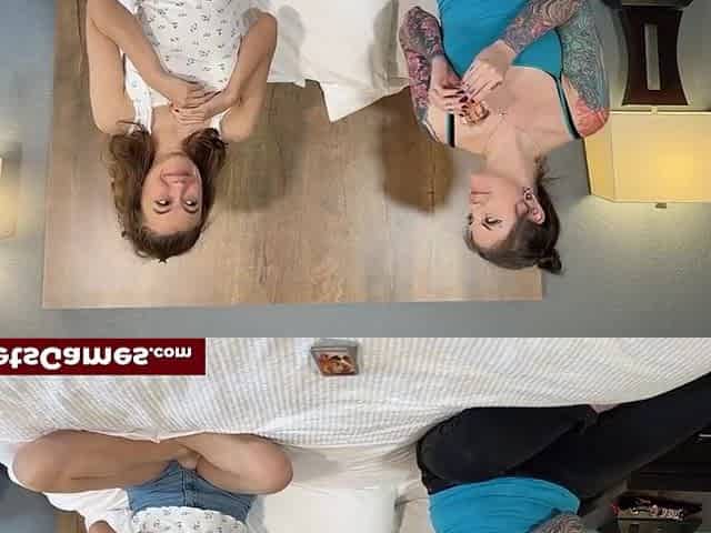 Black Jack In A Magnetic Allure In A Strip With Two Sexy Ladies