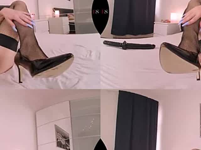 Feet Play And Big Dildo - EroticSinners