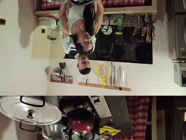 Between stepbrothers Cris and Anita Ferro they red a admirable bang in the kitchen