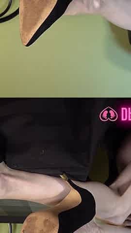 Ashley's Demanding Feet - (dreamgirls in Socks)