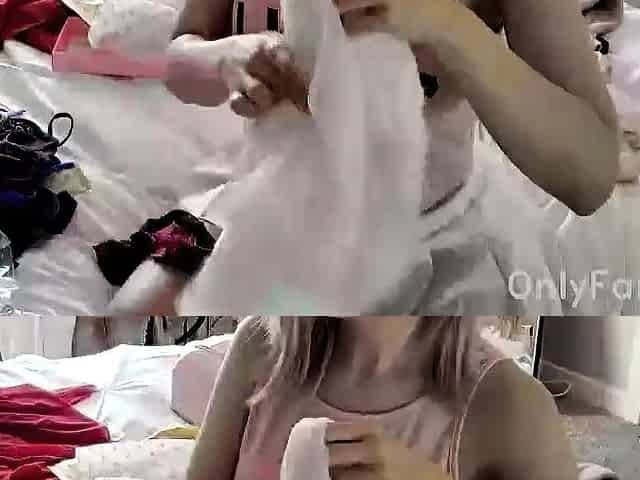 Cute blonde teen Lindsey solo toying pussy and ass