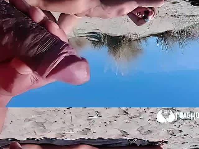Awesome MILF gets dicked on the beach