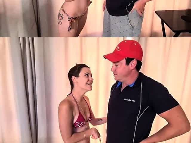 Milf Swallows Delivery Guy's Cum as Payment for Pizza