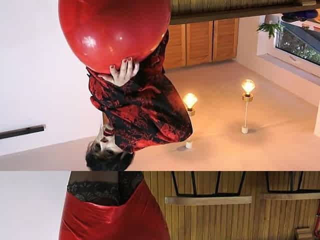 Mature brunette Wanilianna pleasures herself with intense squirting