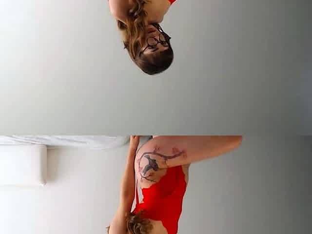 Bubble butt amateur goes solo with a toy in the powder room