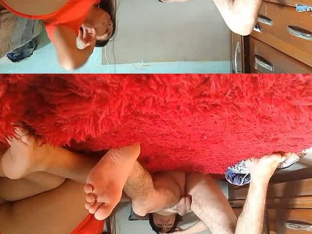 I Wait for My Stepbrother Ready to Fuck Me but First I Give Him a Blowjob
