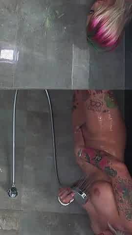 Kinky Mature Xandra Loves to Masturbate in the Shower