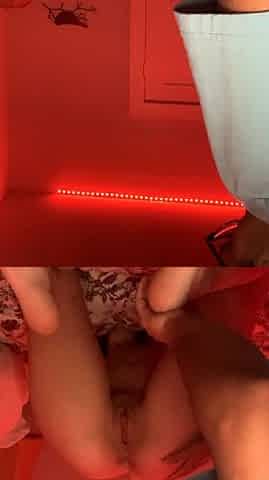 amateur nyxii fingering herself on live webcam