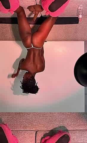 Big Ass Ebony Rides Dildo