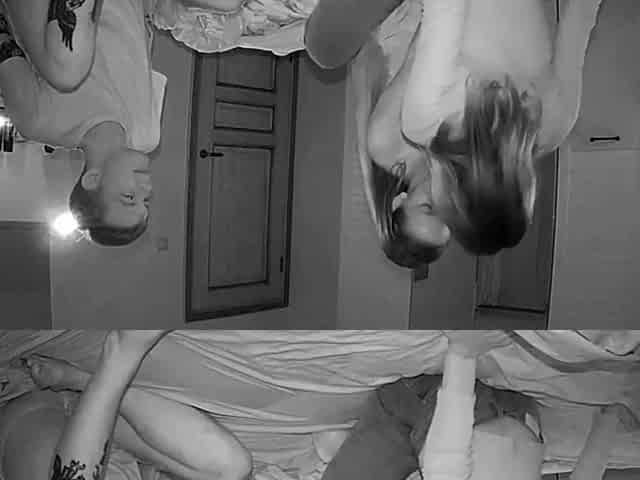 Amateur teens threesome
