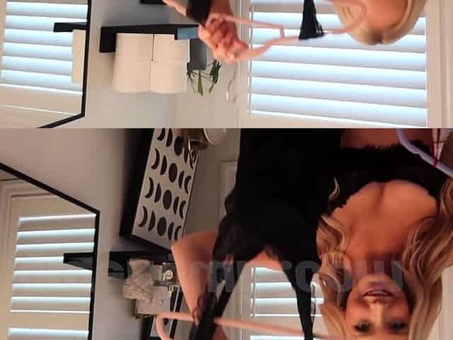 Gwen Gwiz Fucked By Her Roommate In The Shower