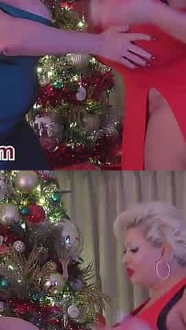 Claudia Marie & Kayla Kleevage Fat XXXMas
