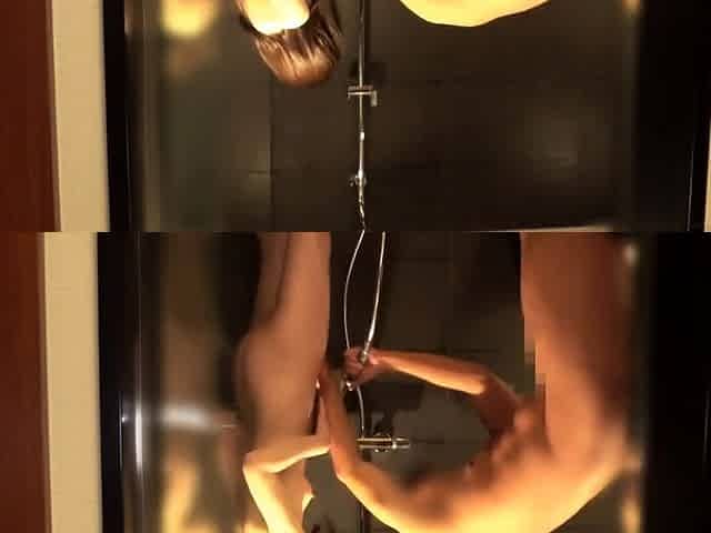 Lovelly teen fingers pussy and toying her ass