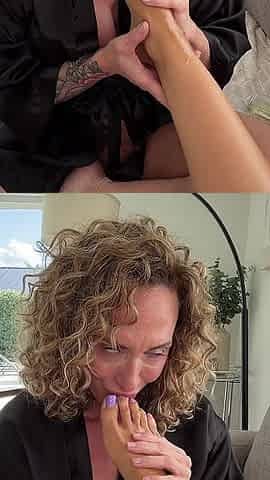 Feet Worship Lesbian