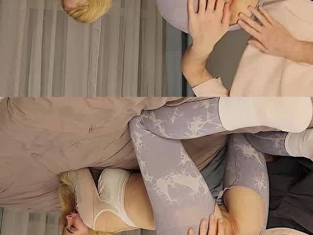 Quickie in torn leggings