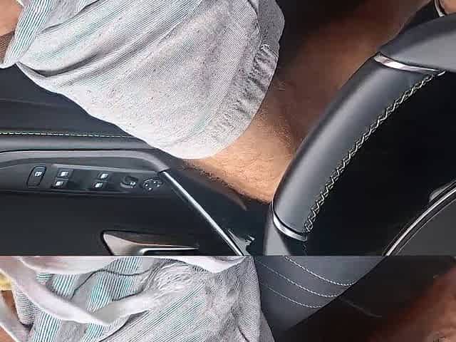 A risky masturbation session in the street for a student who was at the bus stop.