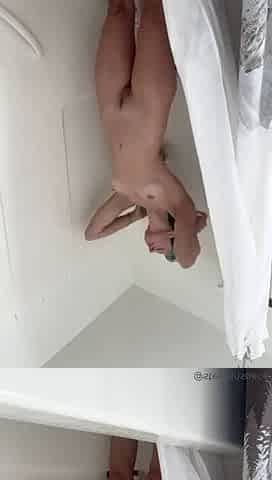 Show shower