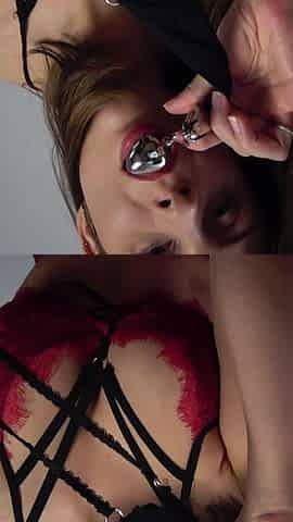 Finest Orgasm in Plug Panties!