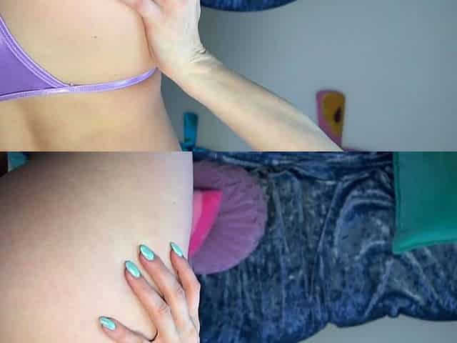 Amateur Webcam Teen Flashes Masturbates