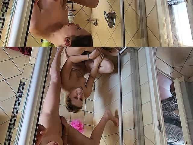 mother I'd like to fuck urinates on gals head and face in the shower
