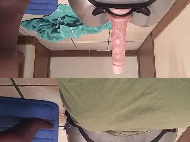 Thick Nylons Angel Rides a Vibrator