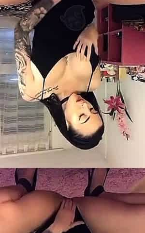 Big boob brunette masturbates on webcam