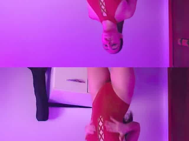 Blond Large Butt Masturbating in Silence for Her Boyfriend