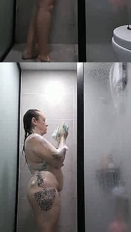 Jade Shower & Shave
