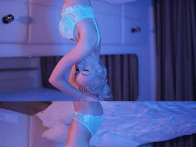 Lara Frost (Juleeya69) sexy blond in hotel room dancing and playing with her twat (Onlyfans Preview