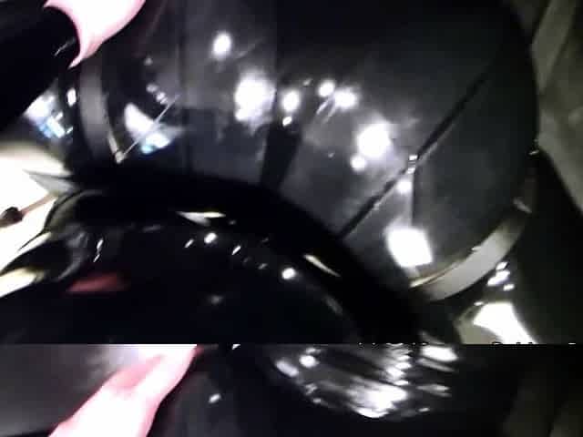 Amazing amateur blowjob in latex