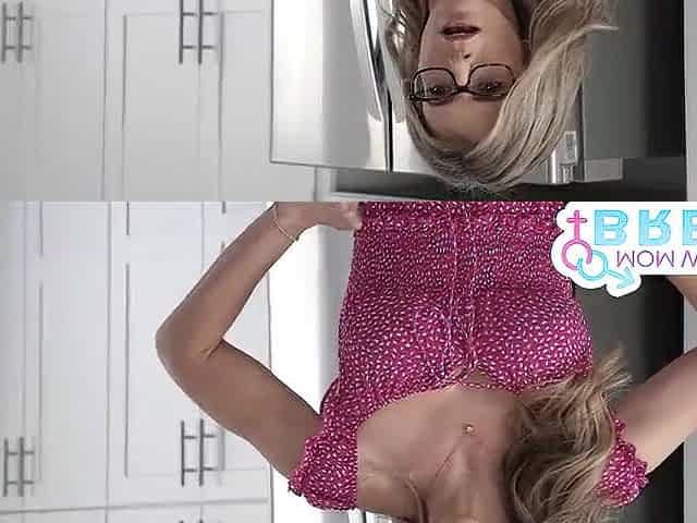 Cory Pursue Filthy Talks "Cum Unfathomable In Her" During the time that Teaching Xxlayna Breeding Three-some