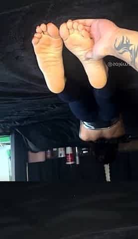 Black Amateur Explore Hot Foot Fetish