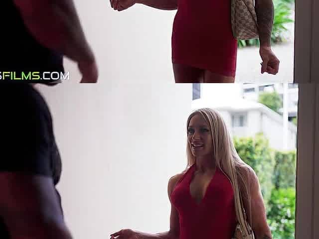Muscle Model Screwing a Large Penis