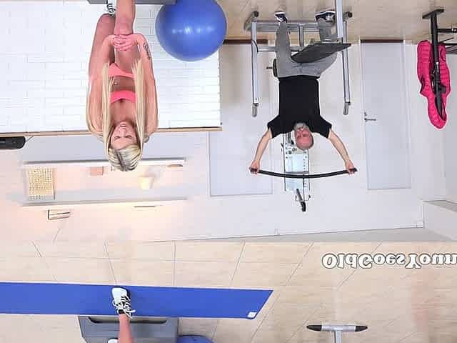Martina and Old Goes Young Guy Fuck Like Pornstars in the Gym