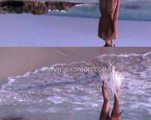 Amateur girlfriend toys and sucks outdoor with facial