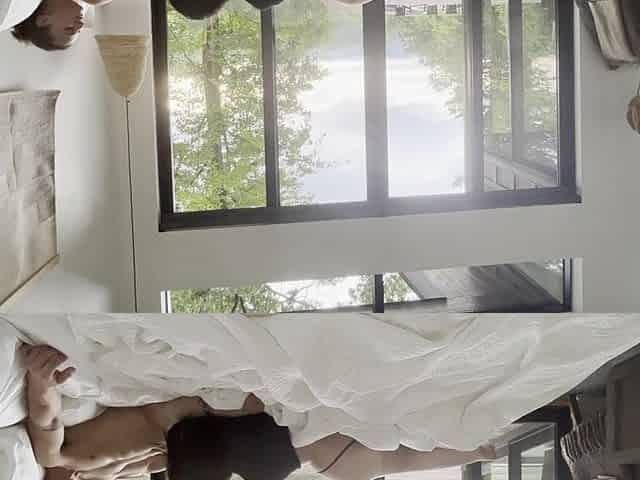Raw, romantic sunrise sex and creampie (real pair)