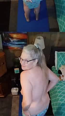 Hot mother I'd like to fuck Does Morning Bare Yoga!