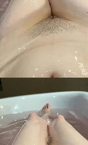 Abdomen button fetish in the washroom, lengthy legs and taut gorgeous cunt underneath water close up