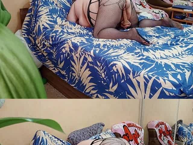 Mother-in-law with Big Ass Masturbates Big Pussy and Cums Every Day