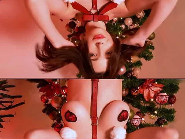 Beautiful Busty Model Xmas Solo