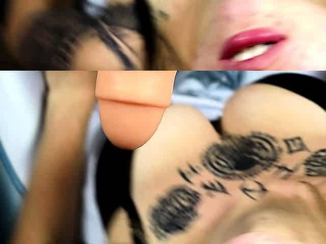 Close up MILF masturbation