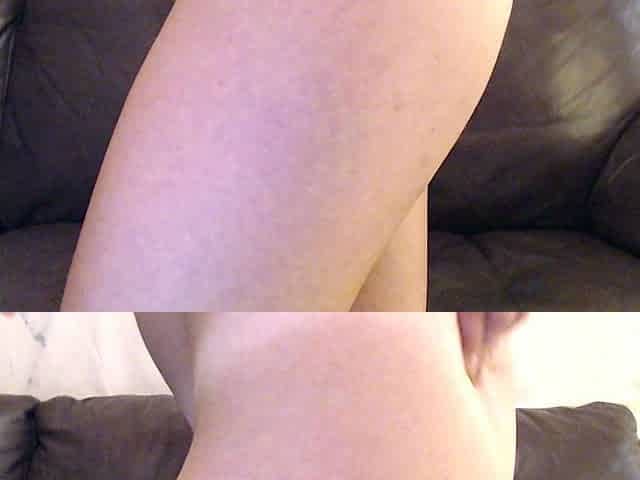 Cute amateur webcam teen girl toying pussy on webcam