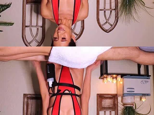 Coco Scorpio s Oily Handjob Spa Surprise